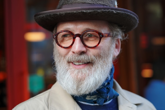 Dr. Björn Maack